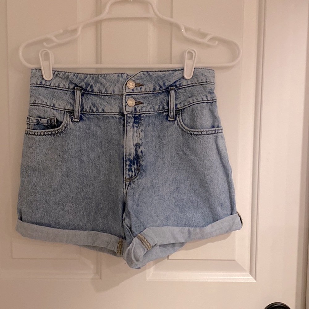 Banana republic high waisted 4” roll cuff shorts